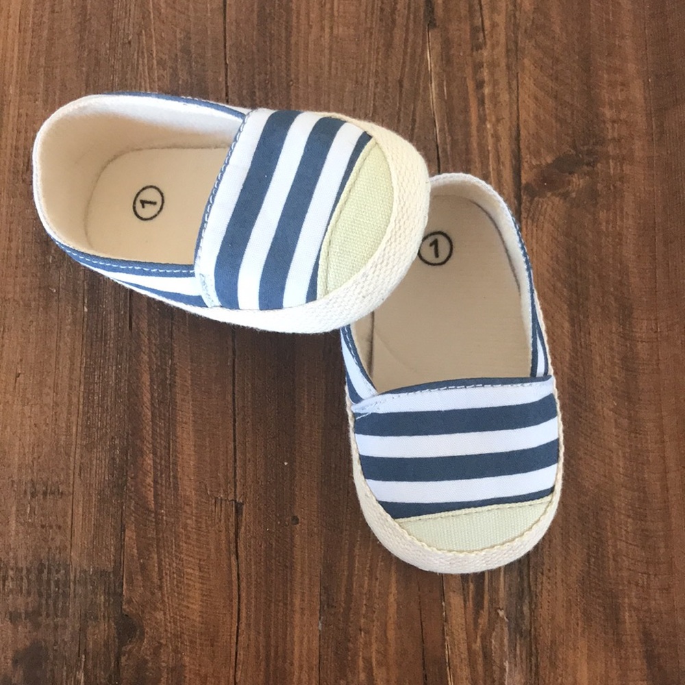 Blue & White Striped Baby Shoes (size 1)
